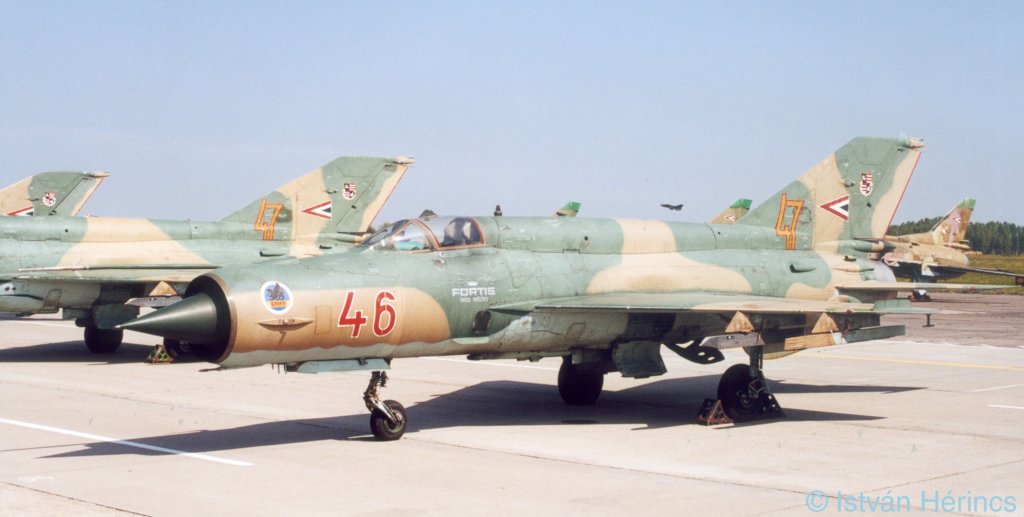 _pa_close_ih_040_mig_21bis_46a.jpg