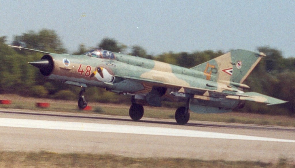 _mig_21bis_48_pa00_ag001.jpg